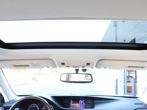 Used 2014 Lexus ES 350 image 32