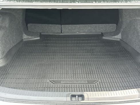 Used 2025 Toyota Corolla LE FWD image 22