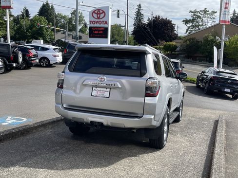 Certified 2024 Toyota 4Runner SR5 Premium w/ Moonroof Package AWD/4WD image 6