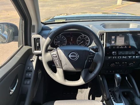 New 2026 Nissan Frontier SV w/ SV Convenience Package RWD image 15