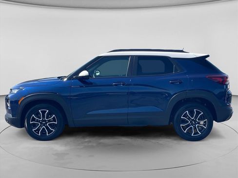 Used 2022 Chevrolet TrailBlazer ACTIV w/ Convenience Package FWD image 4