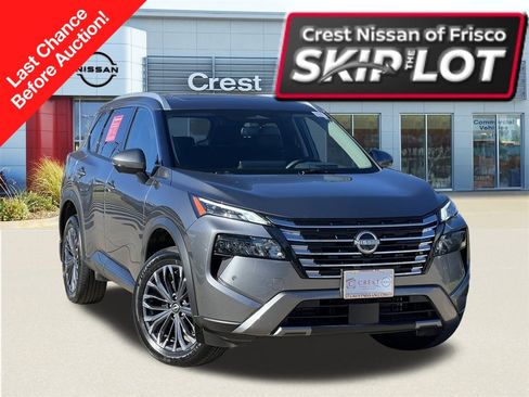 Certified 2025 Nissan Rogue SL w/ Tech Package image 1