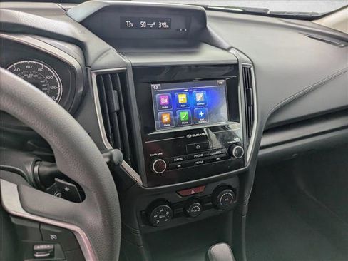 Used 2018 Subaru Impreza 2.0i Premium image 11