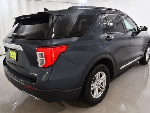 Used 2023 Ford Explorer XLT w/ Equipment Group 202A AWD/4WD image 11