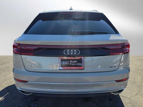 Used 2021 Audi Q8 Prestige w/ Prestige Package image 4