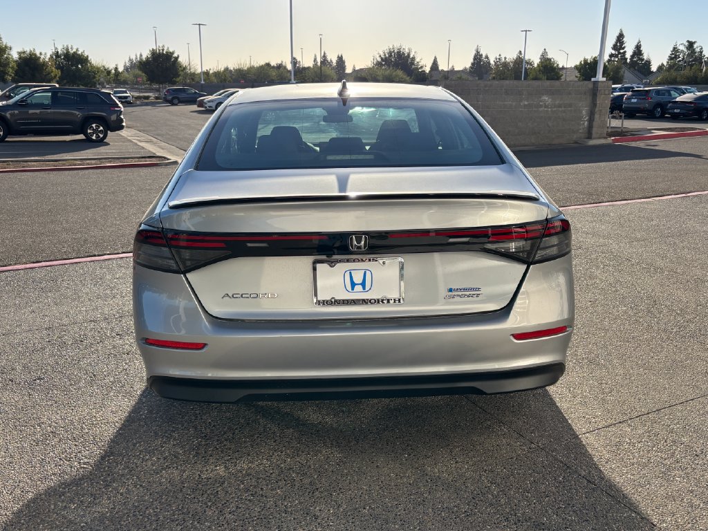 Used 2025 Honda Accord Sport image 6
