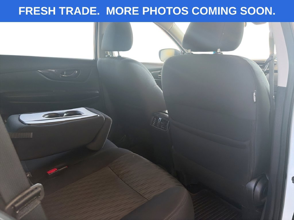 Used 2019 Nissan Rogue S w/ Special Edition Package FWD image 28