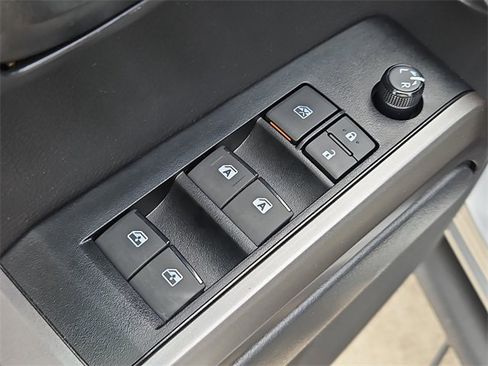 Used 2023 Toyota Tacoma SR5 image 17