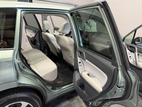 Used 2018 Subaru Forester 2.5i Premium w/ All-Weather Package AWD/4WD image 28