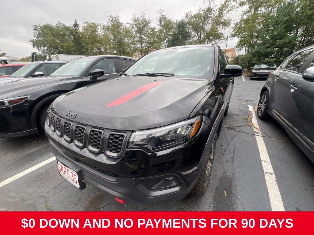 Used 2025 Jeep Compass Trailhawk AWD/4WD image 1