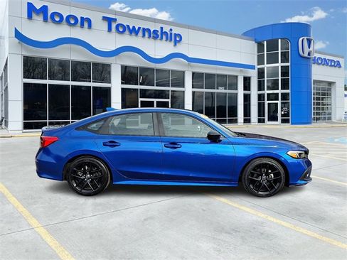 Used 2023 Honda Civic Sport image 7