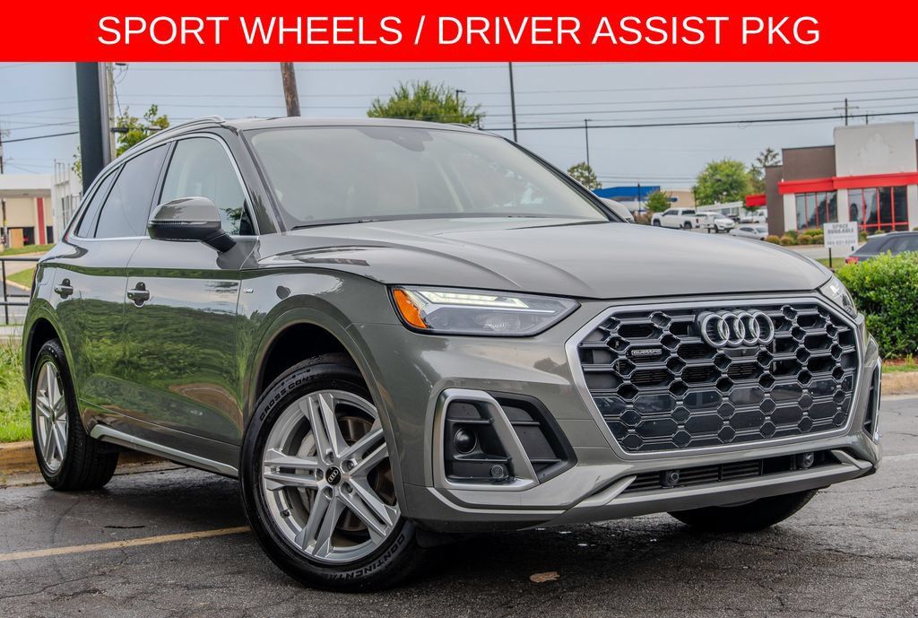Used 2023 Audi Q5 e Premium Plus w/ Premium Plus Package AWD/4WD image 3