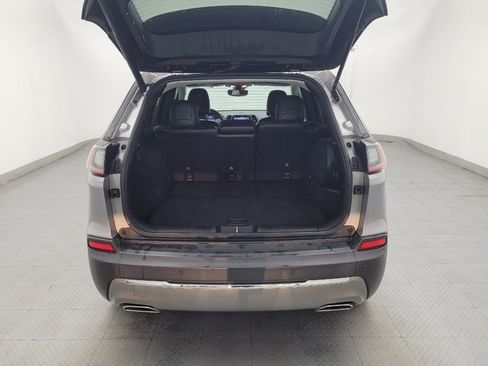 Used 2019 Jeep Cherokee Limited w/ Luxury Group FWD image 29