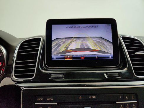 Used 2018 Mercedes-Benz GLE 350 image 21