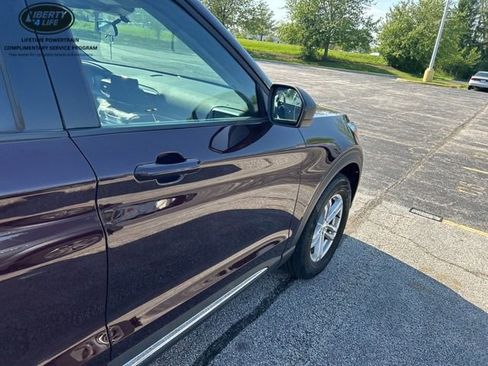 Used 2023 Ford Explorer XLT w/ Class IV Trailer Tow Package AWD/4WD image 5