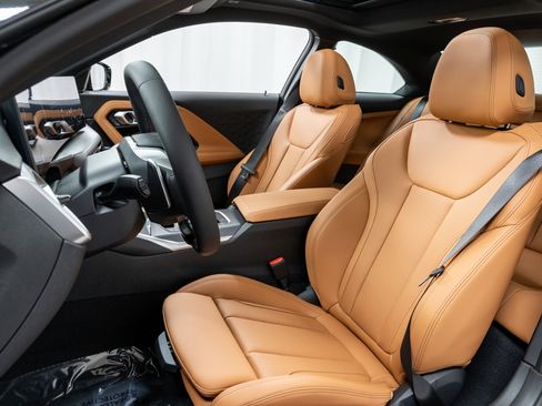 Used 2025 BMW 230i xDrive Coupe w/ Convenience Package image 13