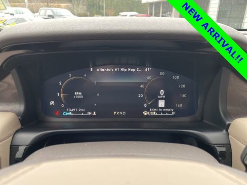 Used 2024 Lincoln Aviator Reserve w/ Equipment Group 201A image 13