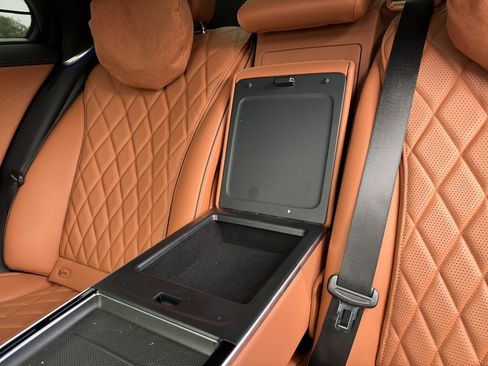 Used 2024 Mercedes-Benz S 580 4MATIC Sedan image 29