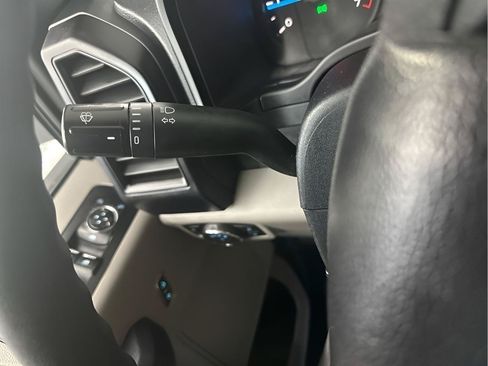 Used 2017 Ford F150 XL w/ Equipment Group 101A Mid AWD/4WD image 11
