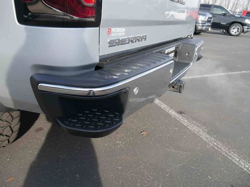 Used 2017 GMC Sierra 1500 SLT w/ SLT Premium Package image 8