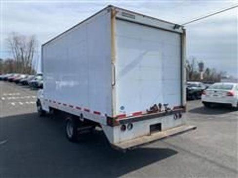 Used 2016 Chevrolet Express 3500 image 6