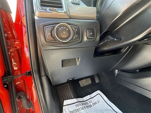 Used 2022 Ford Ranger XLT image 18