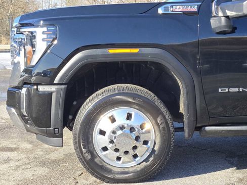 Certified 2025 GMC Sierra 3500 Denali w/ Technology Package image 8