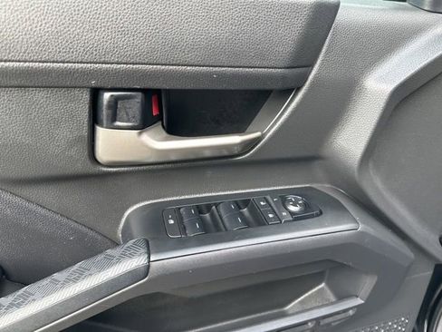 Used 2024 Toyota Tacoma TRD Off-Road image 13