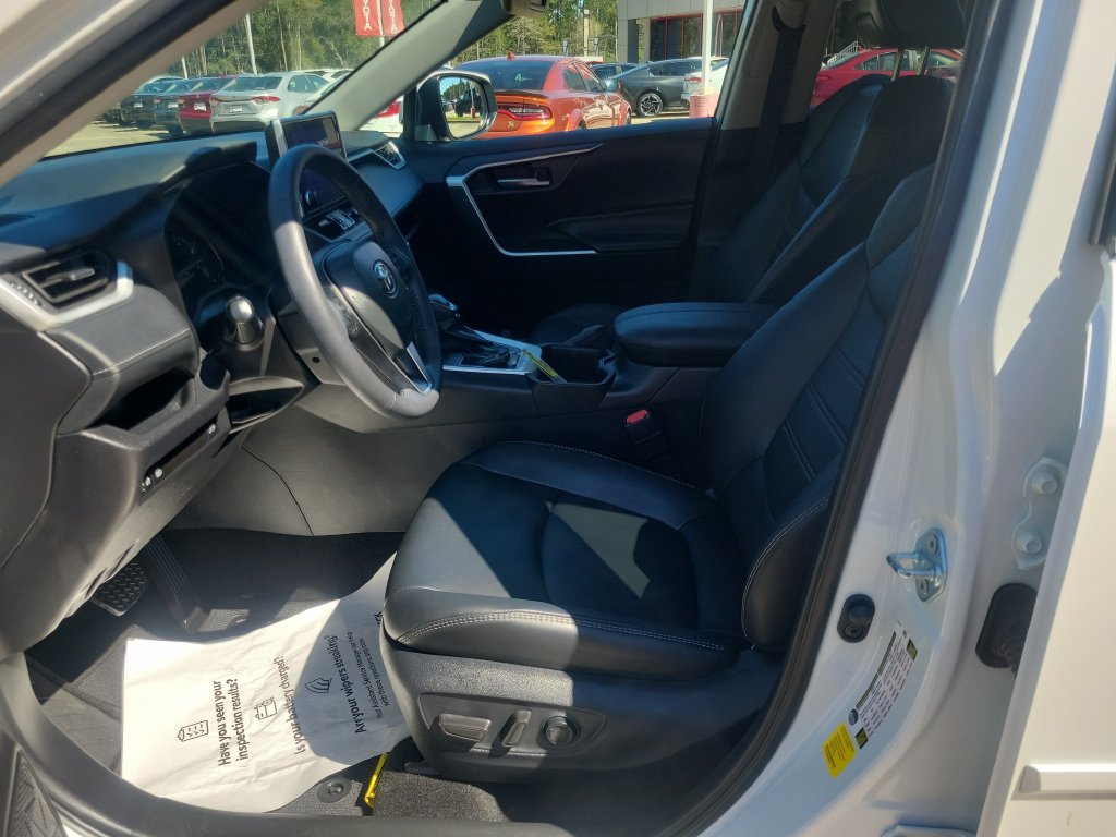 Used 2024 Toyota RAV4 XLE Premium FWD image 15