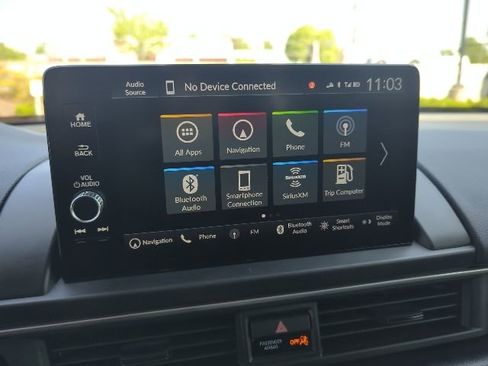 Used 2025 Honda Pilot Elite image 8