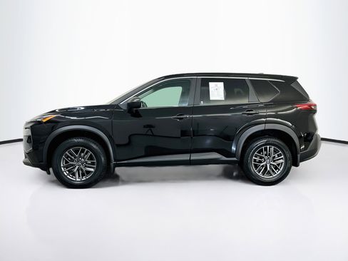 Used 2023 Nissan Rogue S AWD/4WD image 4