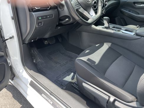 Used 2024 Nissan Sentra SV w/ All-Weather Package FWD image 23
