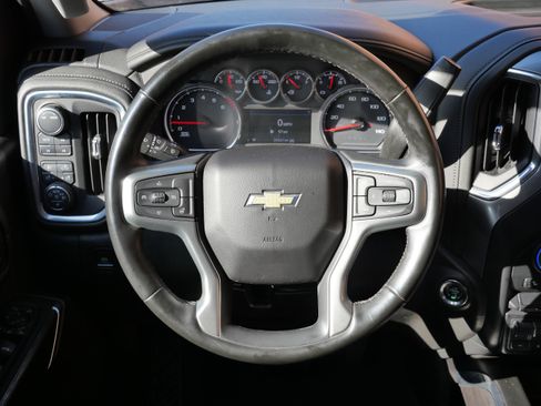 Used 2023 Chevrolet Silverado 2500 LTZ w/ LTZ Convenience Package image 13