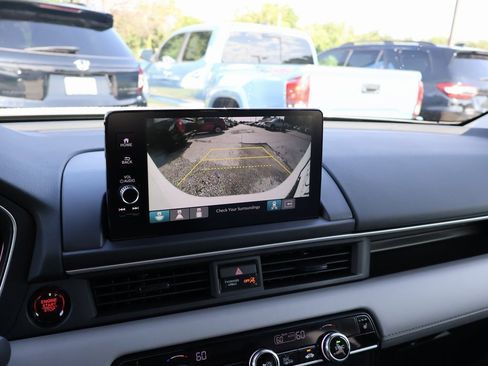 New 2025 Honda Pilot EX-L image 17