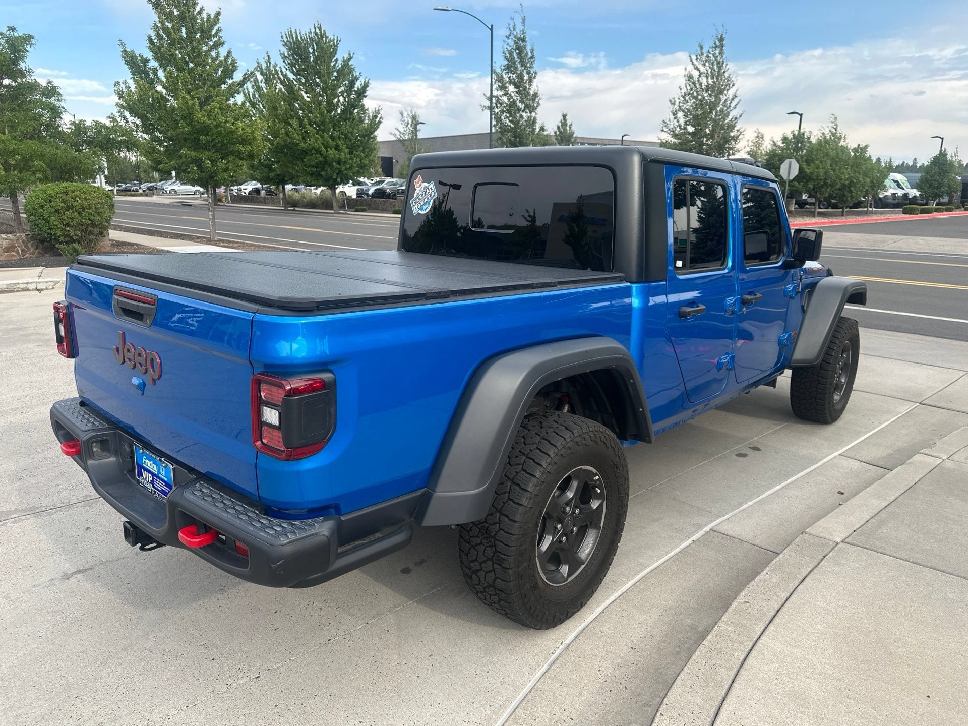 Used 2023 Jeep Gladiator Rubicon w/ LED Lighting Group AWD/4WD image 29