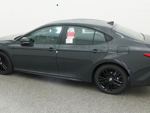 New 2026 Toyota Camry SE image 37