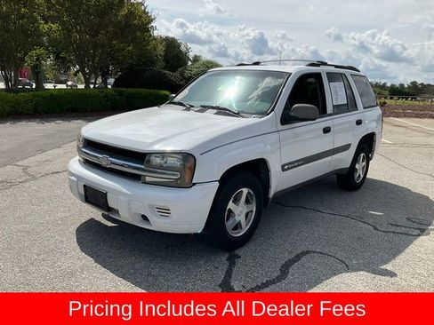 Used 2004 Chevrolet TrailBlazer LS w/ LS Preferred Equipment Group AWD/4WD image 1