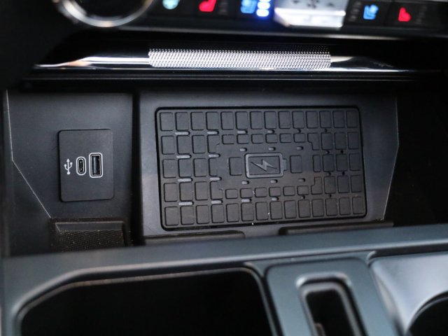Used 2025 Ford F150 Raptor AWD/4WD image 27