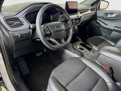 Used 2025 Ford Escape ST-Line image 7
