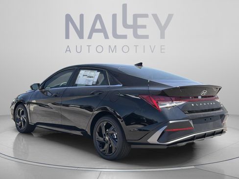 New 2026 Hyundai Elantra SEL Sport FWD image 3