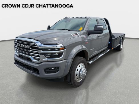 Used 2026 RAM 5500 4x4 Crew Cab w/ Laramie Trim Package image 1