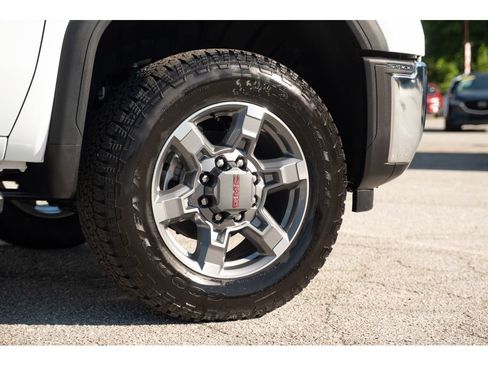 New 2026 GMC Sierra 2500 SLT w/ SLT Premium Package AWD/4WD image 10