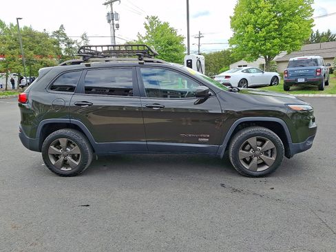 Used 2016 Jeep Cherokee 75th Anniversary AWD/4WD image 4