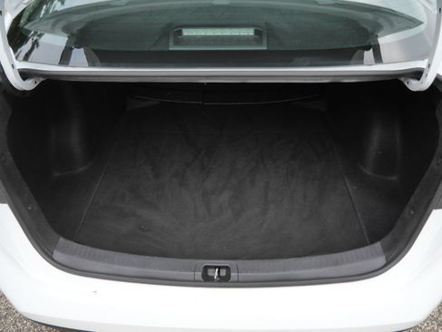Certified 2024 Toyota Corolla LE FWD image 19
