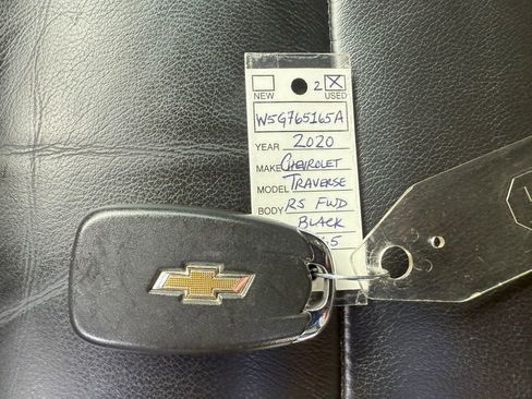 Used 2020 Chevrolet Traverse RS image 41