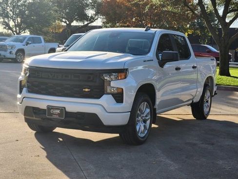 Used 2023 Chevrolet Silverado 1500 Custom image 12