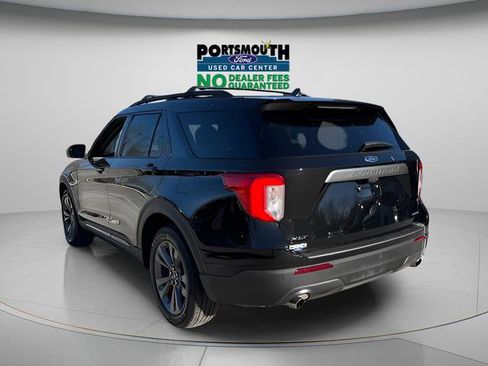 Used 2022 Ford Explorer XLT w/ Equipment Group 202A AWD/4WD image 28