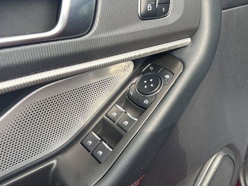 Used 2025 Ford Explorer ST AWD/4WD image 10