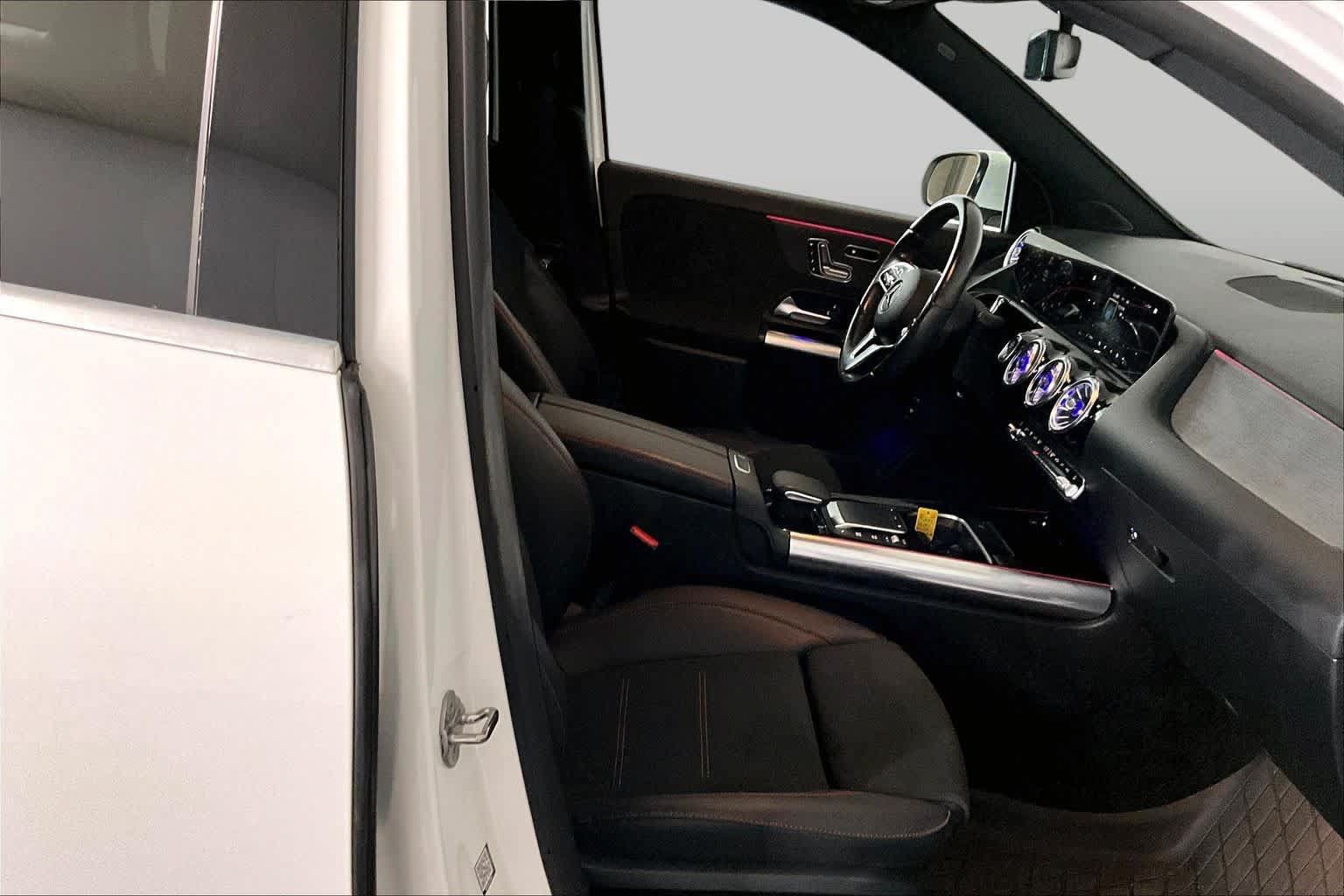 Used 2023 Mercedes-Benz GLA 250 4MATIC image 8
