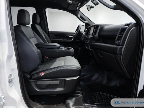 Used 2022 RAM 2500 Tradesman AWD/4WD image 9